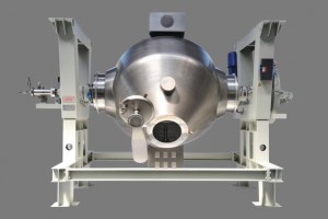 Multiproduct rotary vacuum dryer