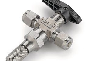 Metering ball valve