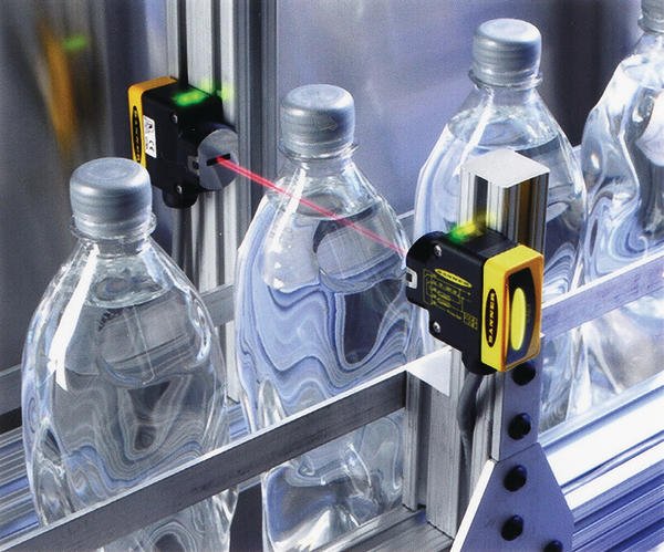 Sensor detects water-based liquids