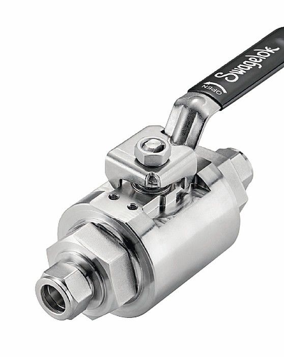 Ball valve for high-flow applications